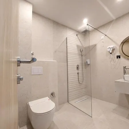 Hotel Almanas 4*