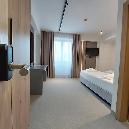 Hotel Almanas